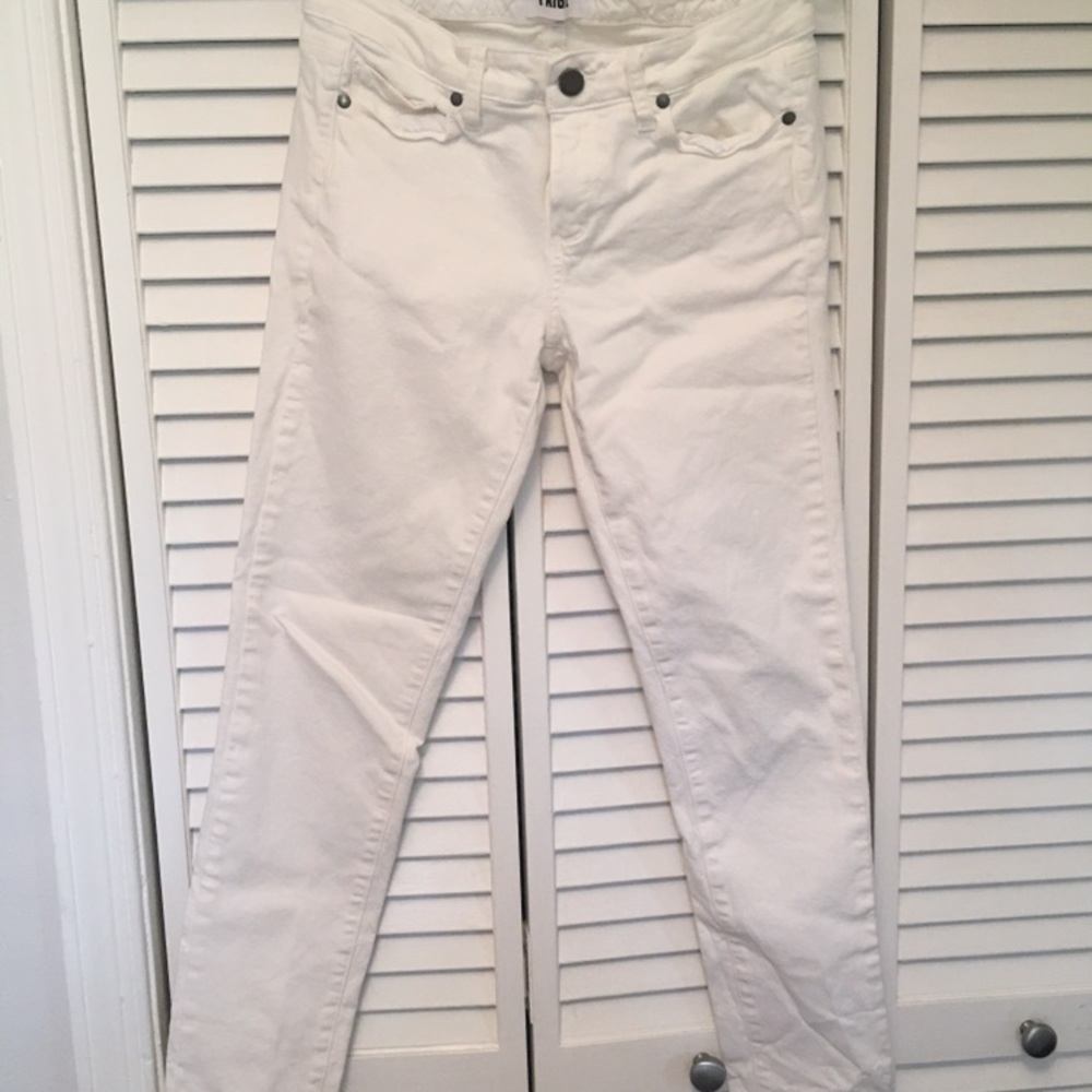 Paige skyline ankle peg white jeans 29